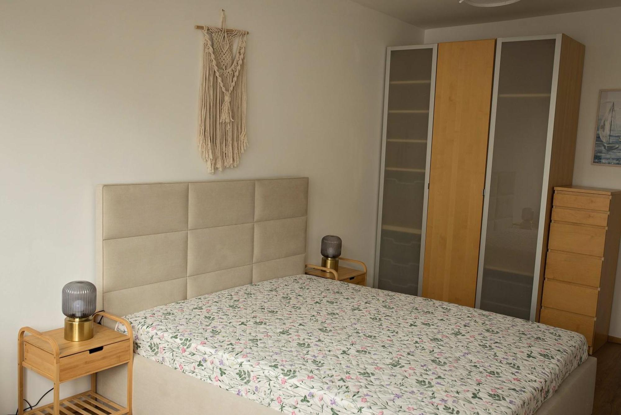 Rodzina W Centrum Gdyni Apartment Gdynia Exterior photo